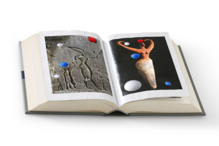 Mimmo Iacopino antico Egitto chimera libro velluto La bellezza resta Simona Bartolena
