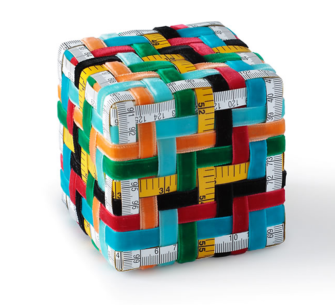 Cubo di metri e nastri