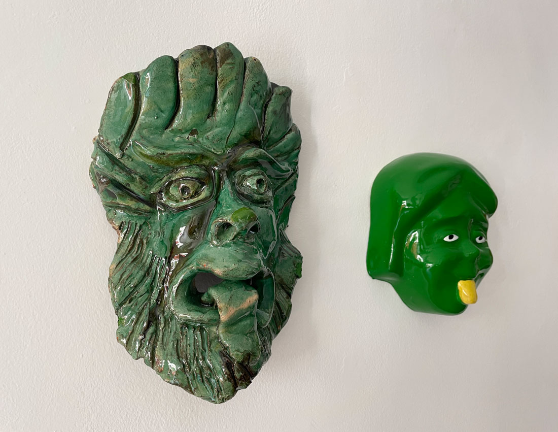 Maschera apotropaica di Rocco Condurso e Linguaccia verde di Gianni Cella